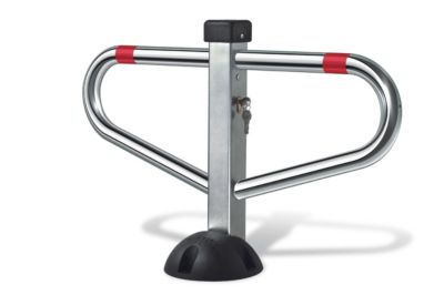 Barrière de parking premium cœur, a clef, rabattable 1 pied.