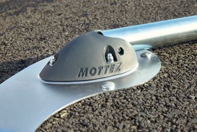 Barrière de parking 3 pieds spécial macadam Mottez