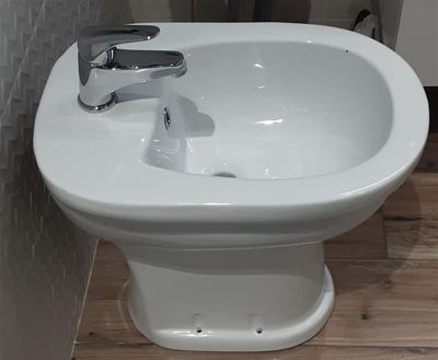 Bidet surélevé céramique ALTO 3 - Blanc - Hauteur 50 cm - Profondeur : 51 cm - Largeur : 37,5 cm