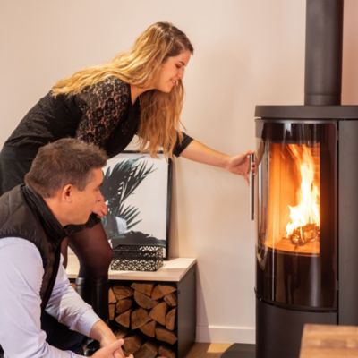 Bois de chauffage bûches 40 cm – 2 m³ – Woodstock – feuillus durs – prêt à l’emploi <23 % – idéal poêle et cheminée – bois sec haute performance