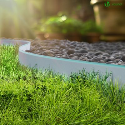Bordure de jardin plastique flexible 20m avec piquets gris bordé de vert clair VOUNOT