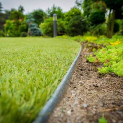 Bordure de jardin rouleau Plastique Recyclé Gris 25 m x14x0,7 cm (lot de 4 rouleaux soit 100 mètres) - RO'MA NATURE