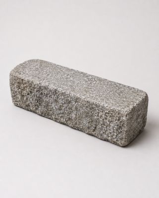Bordures anciennes de récupération en granit 15 x 35/45 x 35 à 45 cm ...