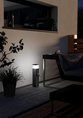 Borne extérieure avec prises électriques et éclairage E27 IP54 Eglo Park 5