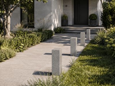Bornes granit gris grains fins Alto douro grenaillé  30x30x80 cm