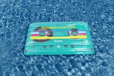 Bouée retro cassette vintage Bestway L.168 x l.104 x H.23cm