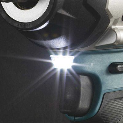 Boulonneuse à chocs 18 V LXT DTW700RTJ 700 Nm avec 2 batteries 5.0 Ah et chargeur MAKPAC