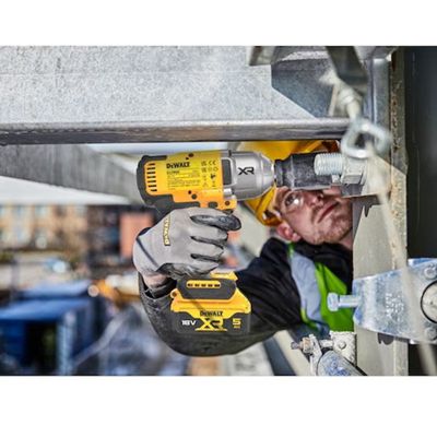 Boulonneuse à chocs 18V XR (2x5,0 Ah) en TSTAK - DEWALT DCF900P2T-QW