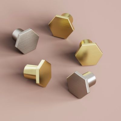 Bouton de meuble GoodHome Keri or Ø2.4cm x l.2.4cm x h.2.1cm x p.2.1cm