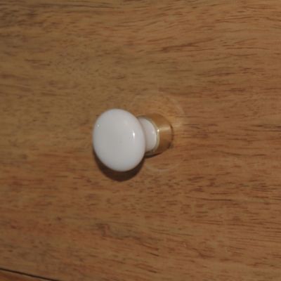 Bouton de meuble GoodHome Porcelaine Vras or Ø2.9cm x l.2.9cm x h. 2.9cm x p.3.2cm