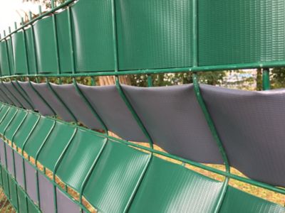 Brise vue synthétique occultant Blooma gris 50 xh.0,2 m | Castorama