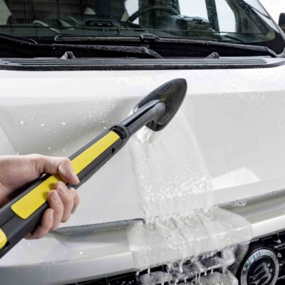 Brosse simple Karcher en plastique noir