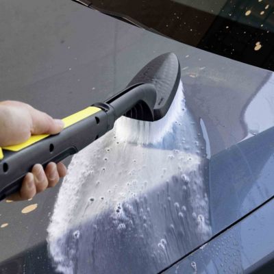 Brosse simple Karcher en plastique noir