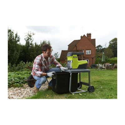 Broyeur de végétaux électrique RYOBI - RSH3045U - 3000W