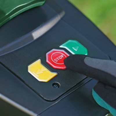 Broyeur de végétaux électrique filaire 2500 W, branche maxi 45 mm, bruit 90 dB(A), collecte 53 L, Bosch AXT 25 TC