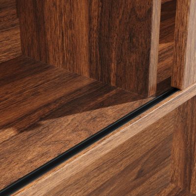 Buffet haut 140 cm en MDF effet noyer avec portes coulissantes en verre et LED