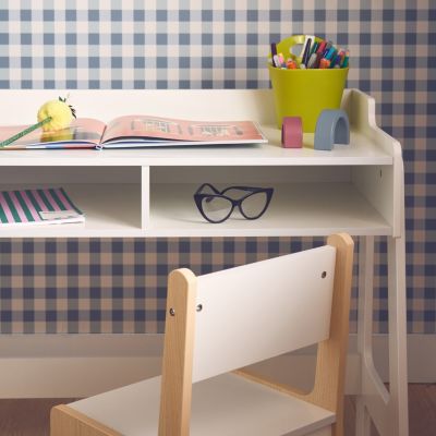 Bureau blanc avec chaise pour enfant