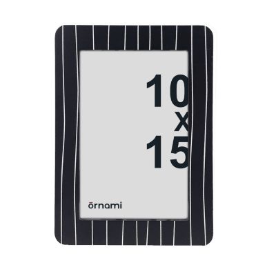 Cadre photo résine rayé noir et blanc l.10 x H.15 Ornami