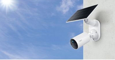 Caméra de surveillance extérieur TP-Link TC8 2K avec panneaux solaire