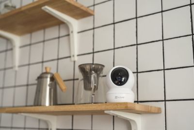 Caméra wifi intérieure full HD Ezviz C6N