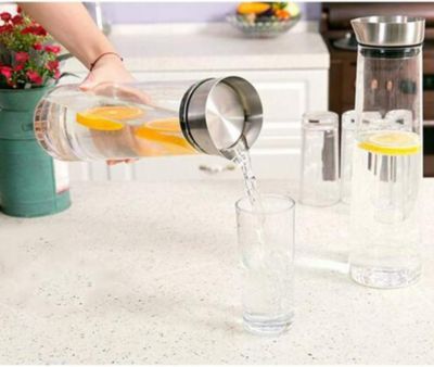 Carafe en verre résistante à la chaleur avec couvercle