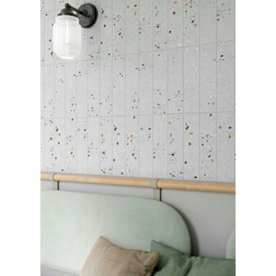 Carreau Premium pour mur effet Terrazzo. Terrazzo Grey Mat. 7,5x30 cm.