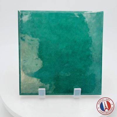 Carrelage extérieur piscine carré vert brillant 15x15 cm SPA&POOLS MOSS GREEN