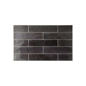 Carrelage mur effet zellige noir brillant 6x24,6 cm TRIBECA BASALT