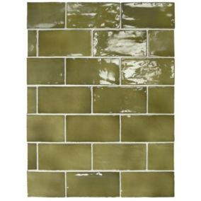 Carrelage mur effet zellige vert 7,5x15 cm MANACOR BASIL GREEN(vendu par boite de 0.50m2)