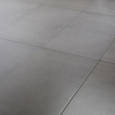 Carrelage mur et sol intérieur effet béton gris L.61,7 x 30,7 cm x ép.7,4 mm, Konkrete