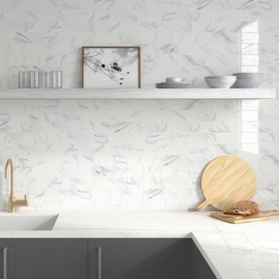 Carrelage Mural Décoratif Brillant Effect Marbre Carrara. Alba 7,5x22cm