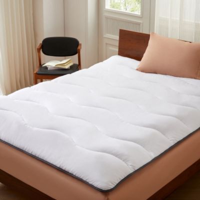 CASABEL Surmatelas 140x190 cm en Microfibre Rerspirante, Ultra Moelleux, Anti-Acariens, Liseré Gris, Idéal Matelas 2 places