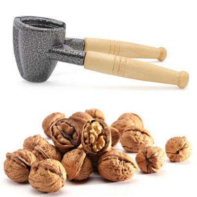 Casse-noix multi-usages FISHTEC ouvre-bouteille protège noyau manche bois verni