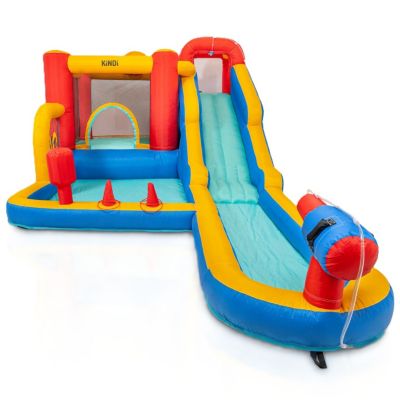 Château gonflable pour enfants KINDI avec longue toboggan aquatique aire de jeux panier de basket et canon à eau 1 pièce.