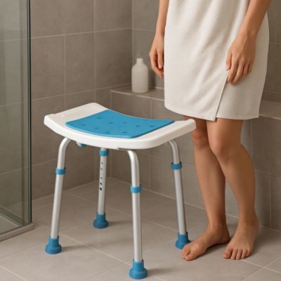 Chaise de douche Personne à Mobilité Réduite - DILECI