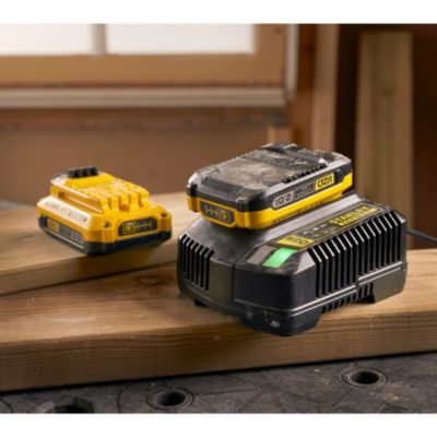Chargeur + 2 batteries Stanley Fatmax V20 18V - 2Ah