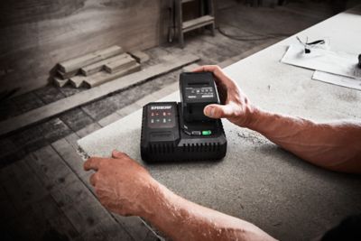 Chargeur de batterie rapide Erbauer 18V