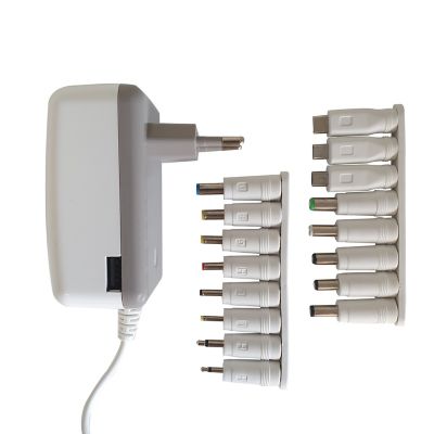 Chargeur universel Watt&Co 2000mA 16 connecteurs + USB