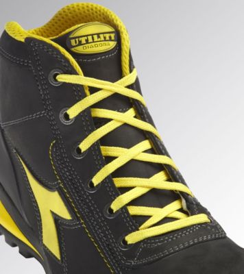 Clé Et Quincaillerie Diadora Ancienne - Occasion, Couleur Argent, Pour Hommes