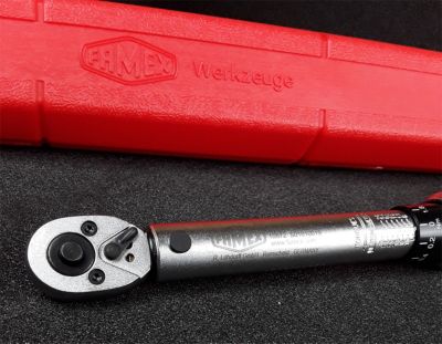 Clé Dynamométrique 1/4" - 6-30 Nm - pour vélo et véhicule - FAMEX 10872