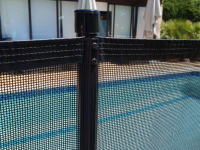 Cloture piscine filet démontable SECURIPOOL by Aqualux Noire 3m fixations 16mm