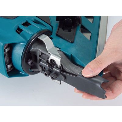 Cloueur autonome gaz 7,2 V LXT GN900SE - 2 batteries 7,2 V 1,0 Ah, chargeur, MakPac