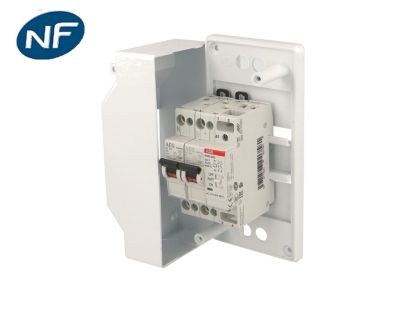 Coffret pour chauffe eau avec contacteur j/n ABB