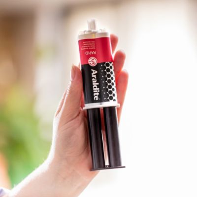 Colle époxy Araldite Rapide - 2 Tubes De 15 Ml - Pour Tous Matériaux - Résistante Et Durable