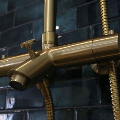 Colonne bain-douche thermostatique or Essebagno luisa II 250