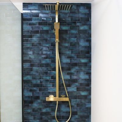Colonne de douche or brossé avec thermostatique 300 Essebagno Quartos