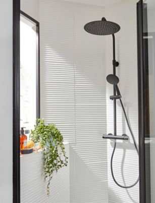 Colonne de douche thermostatique avec pommeau + douchette 3 jets + flexible + barre réglable, noir mat, GoodHome Weddell