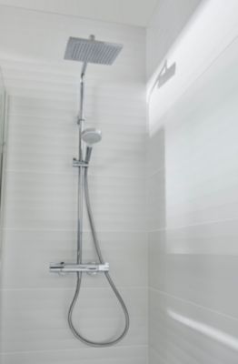 Colonne de douche thermostatique Hansgrohe Crometta E240