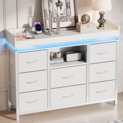 Commode 8 tiroirs en tissu blanche avec éclairage LED RGB, prise intégrée et grand espace de rangement pour chambre,  ou bureau