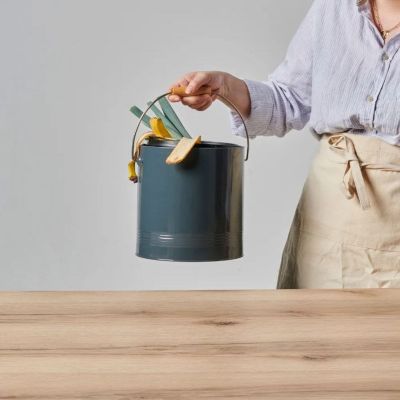 Composteur de cuisine en métal avec filtre et seau en platique 4.5 litres